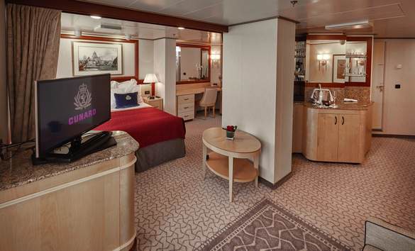 CUNARD Queen Elizabeth Q3 Suite 0.jpg